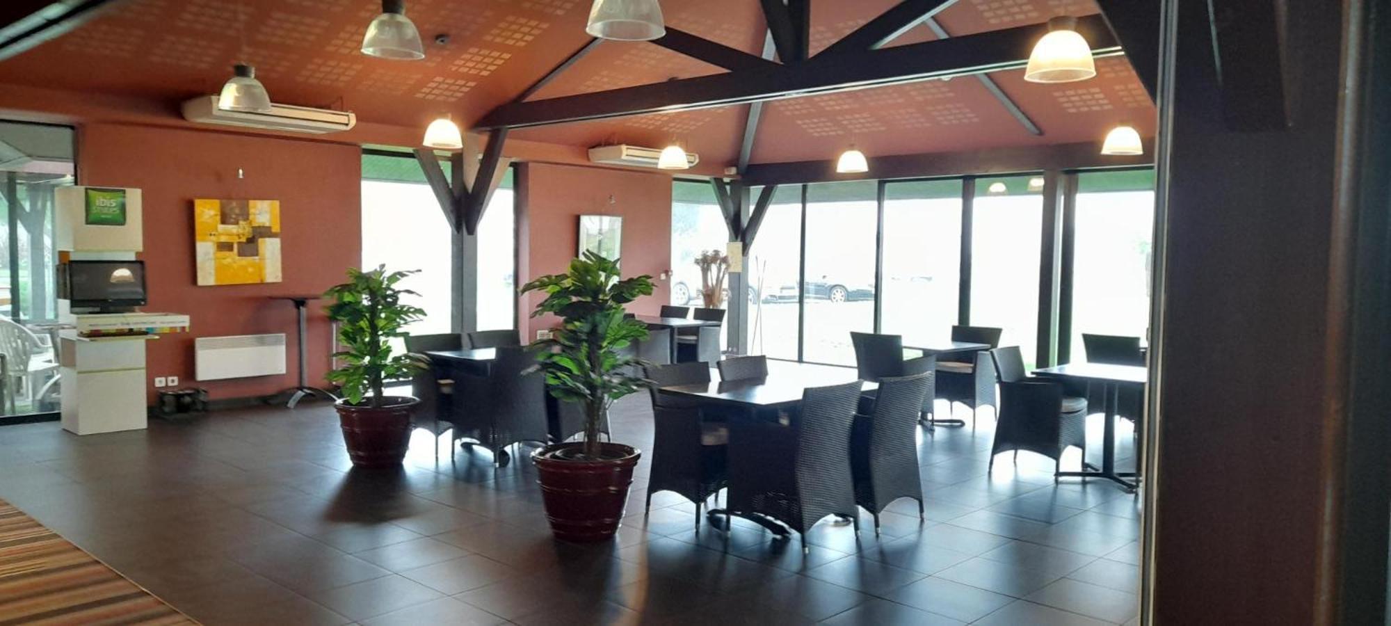 Ibis Styles Segre Hotel Kültér fotó